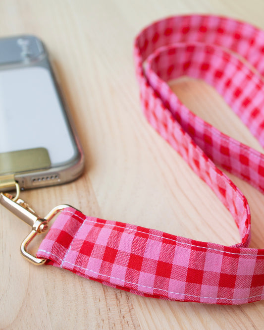 Cuelga móvil cuadros vichy fresa bicolor