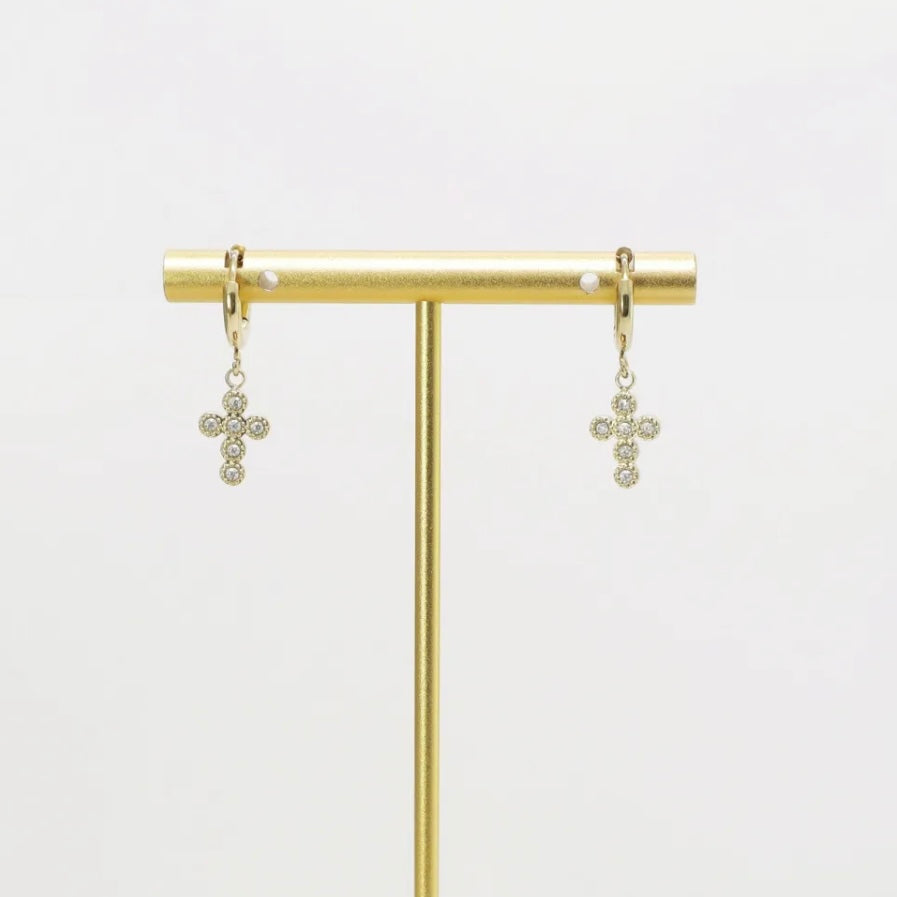 Pendientes cruces
