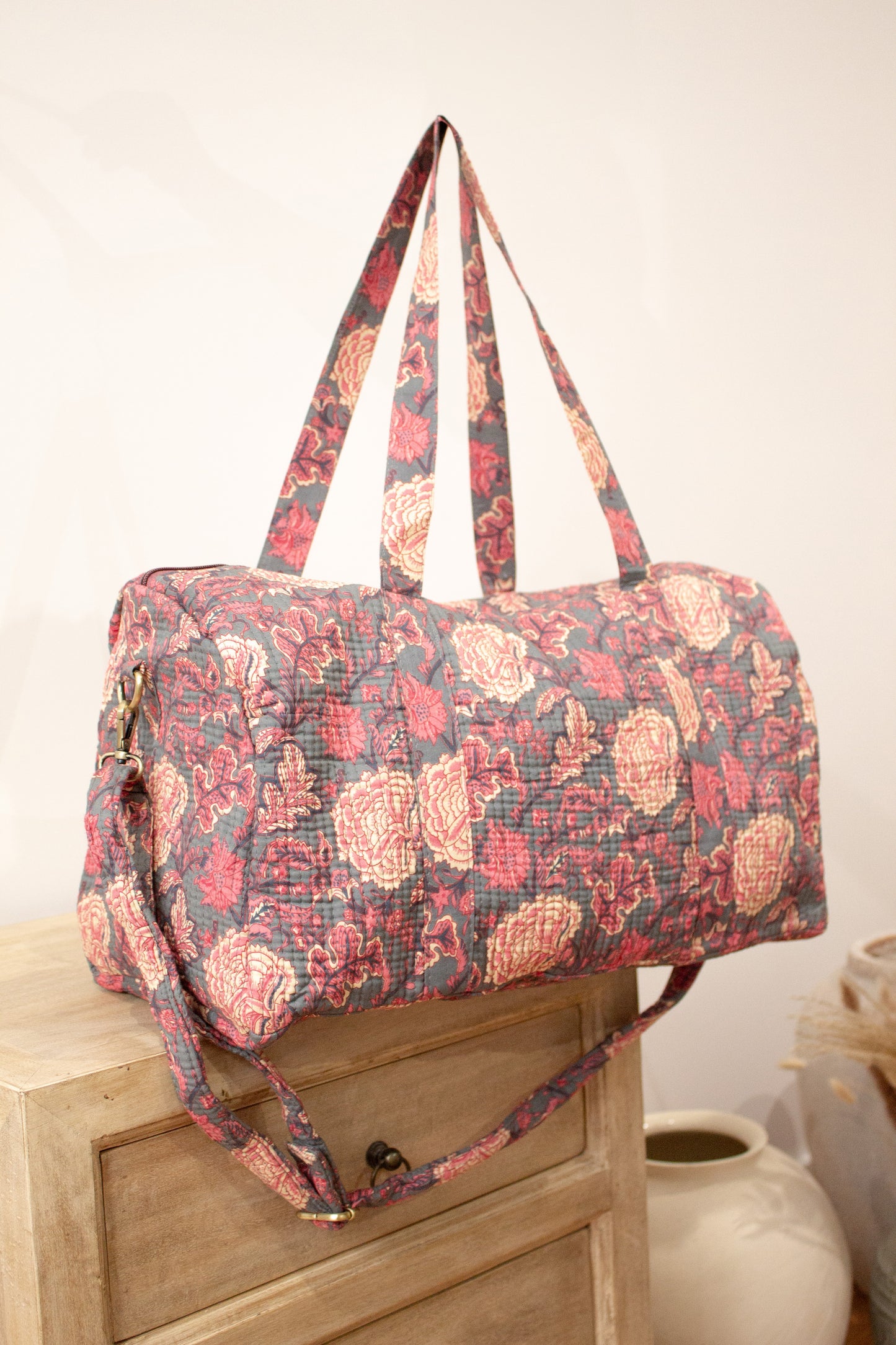 Bolsa de viaje gris
