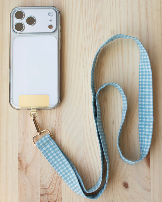 Cuelga móvil mini cuadros vichy blanco y azul