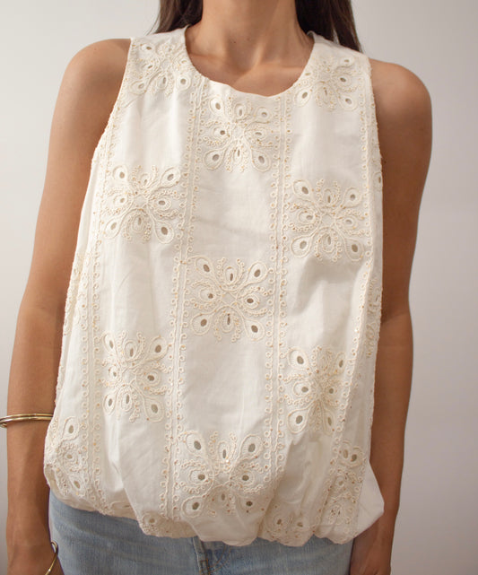 Blusa bordada con lentejuelas