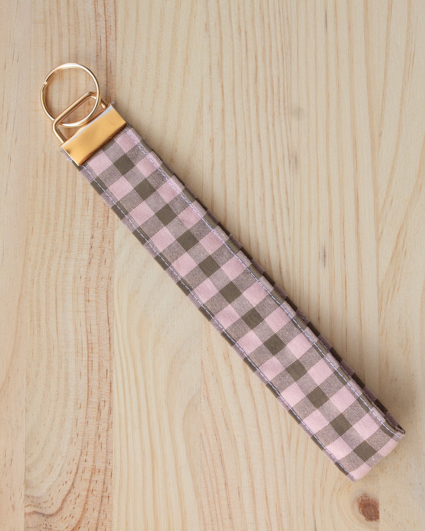 Llavero cuadros vichy rosa y marrón