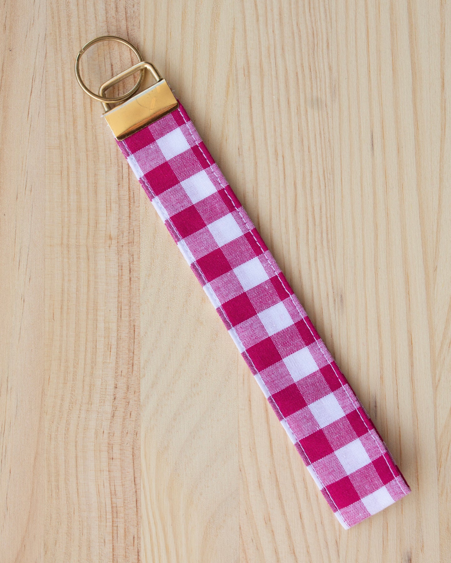 Llavero vichy rojo y blanco