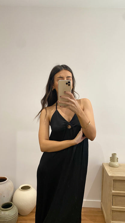 Vestido aro delantero atado al cuello negro